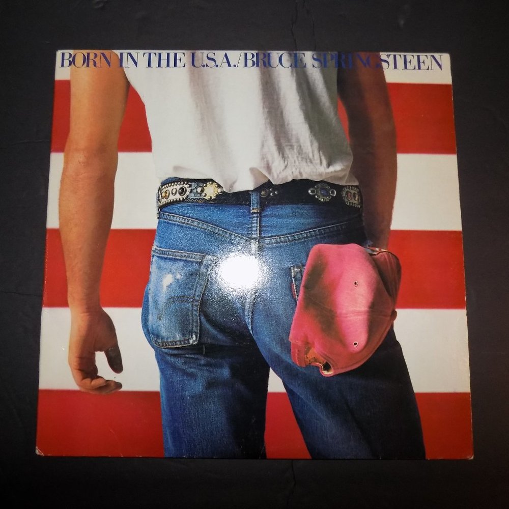 VINTAGE BRUCE SPRINGSTEEN'S BORN IN THE USA 33LP ALBUM IN NICE SHAPE